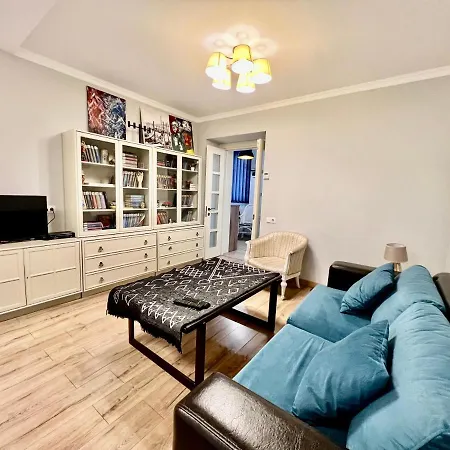 New Apartment Near Central Station Tbilisi Exterior photo